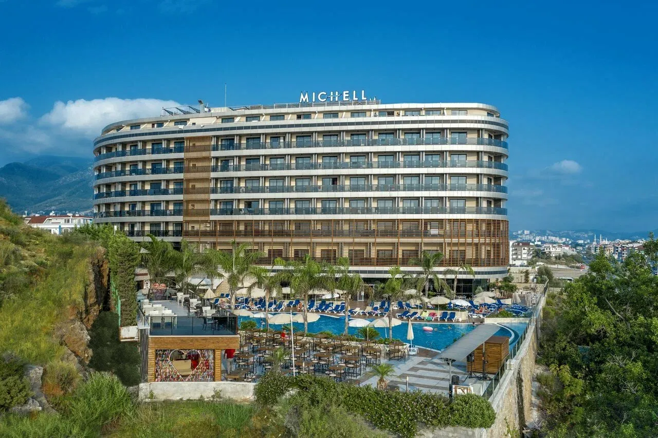 Michell Hotel adults only